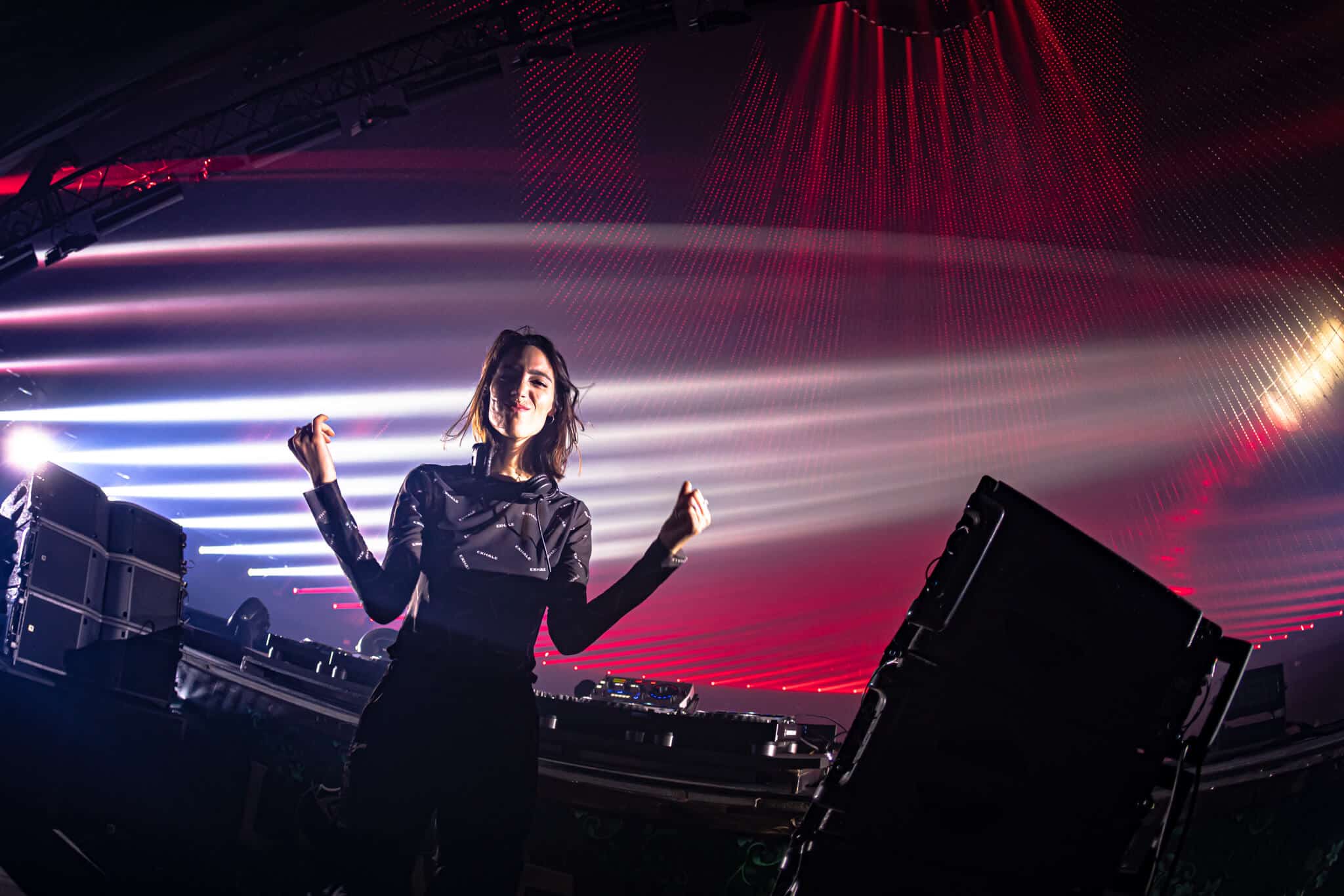 Amelie Lens unleashes blistering Mainstage set at Tomorrowland: Watch