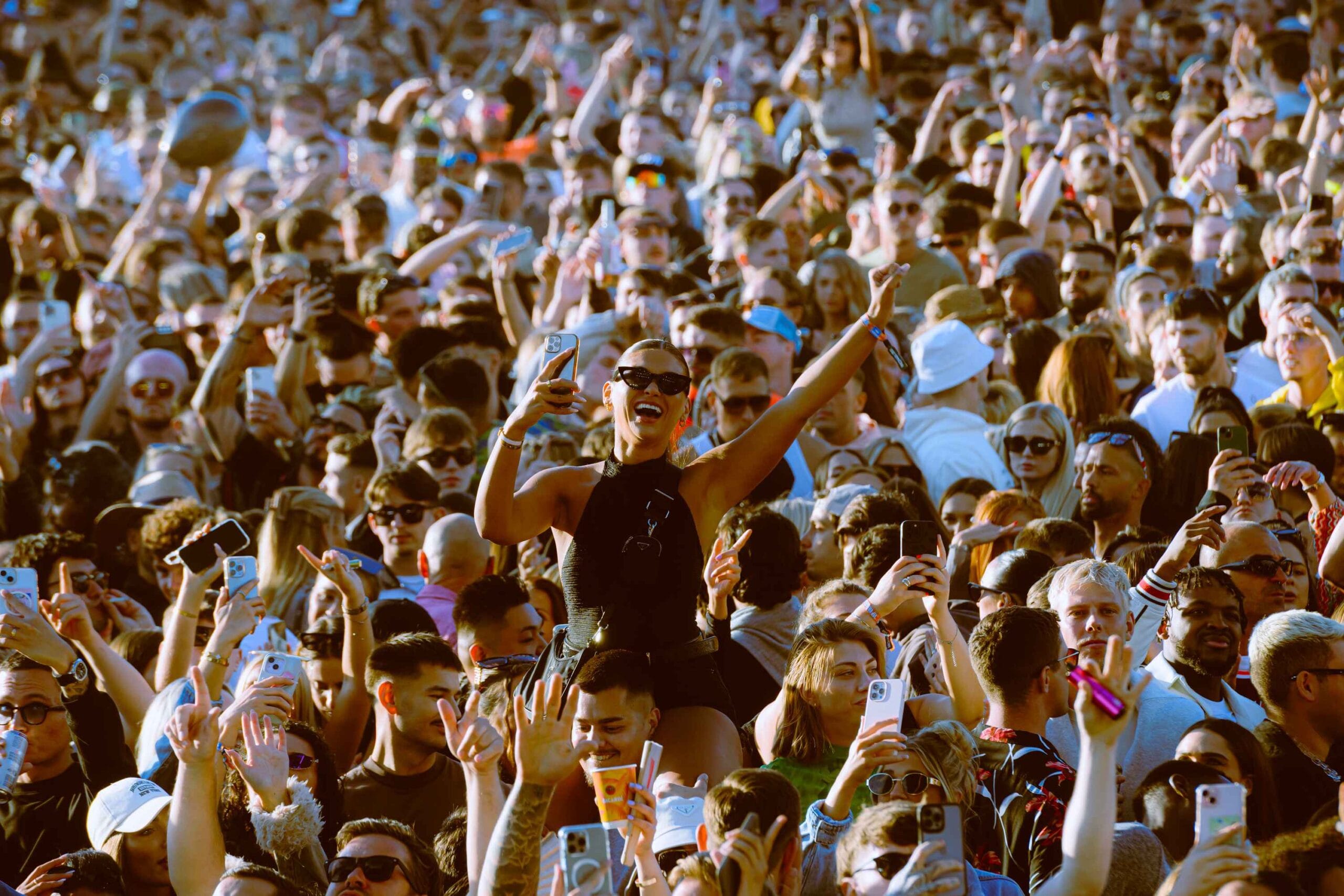 UK government moves to outlaw ticket reselling for profit