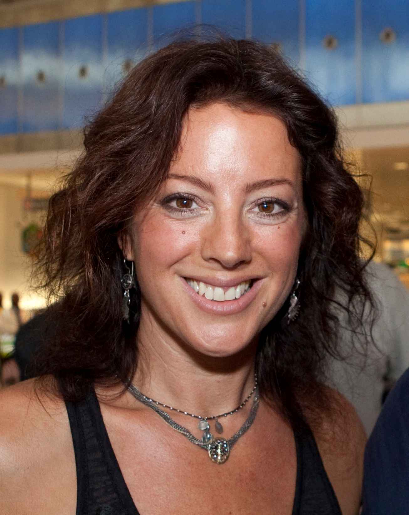 Sarah McLachlan says daughter would “skip graduation” to see her perform with John Summit