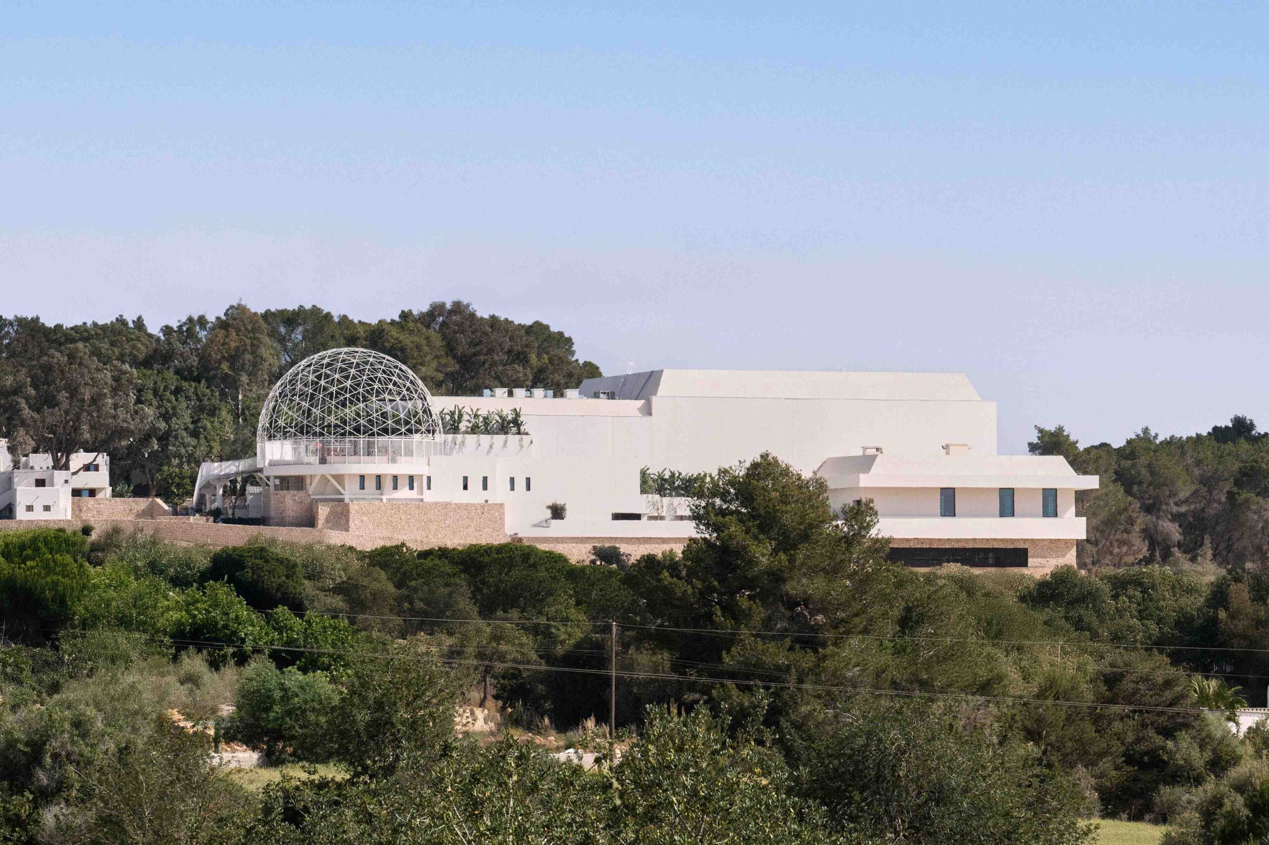 UNVRS delivers images of incredible new Ibiza club