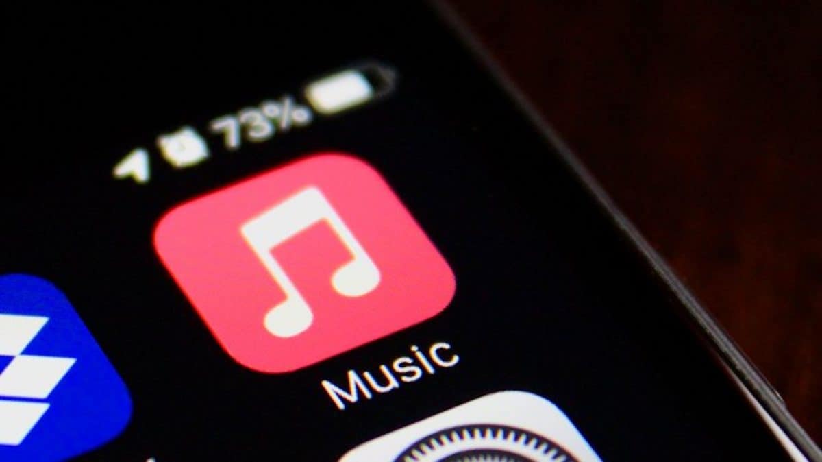 AutoMix added to Apple Music in iOS 26 Update